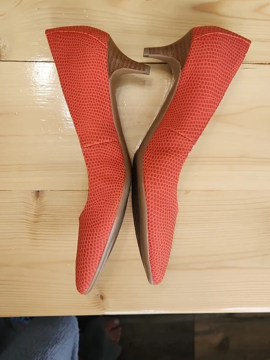 Calvin Klein Nicki Orange Kitten Heels 7 - Picture 14 of 16